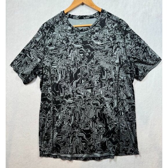Nike Running Dry Miler T-Shirt Black/Grey Geo Cyborg Print 800313-010 Men's XL - Picture 1 of 6